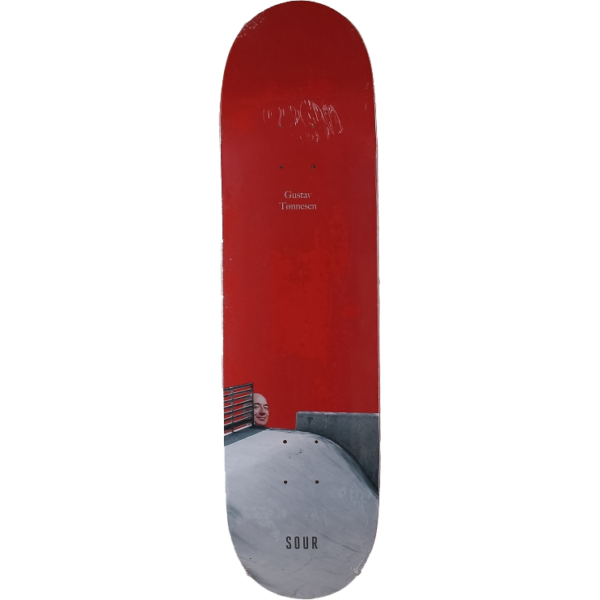 sour board besos gustav tonnesen 8.25