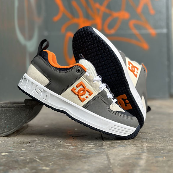 dc shoes